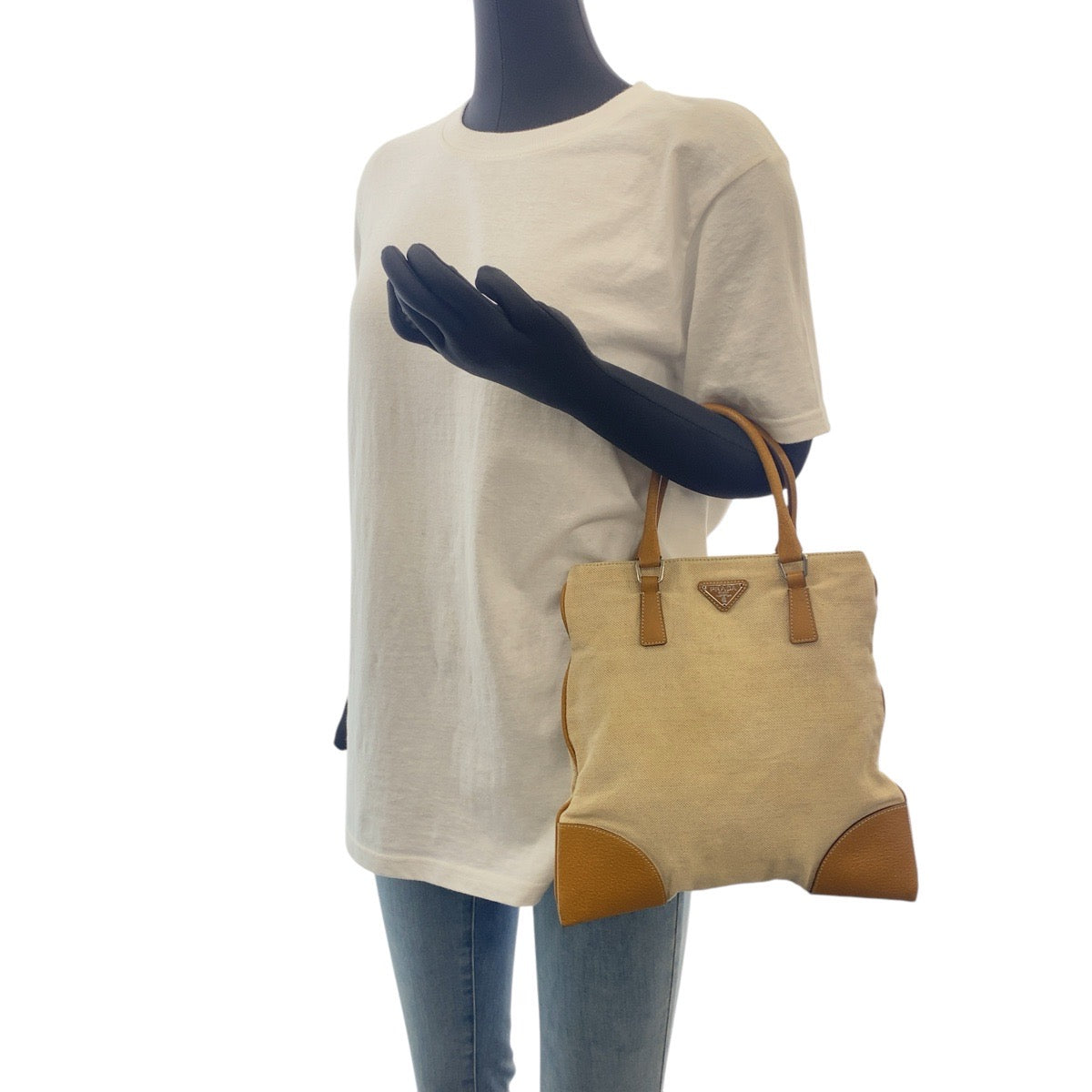 16634
PRADA プラダ 三角ロゴプレート ベージュ ブラウン シルバー金具 キャンバス / レザー ハンドバッグ トートバッグ  レディース