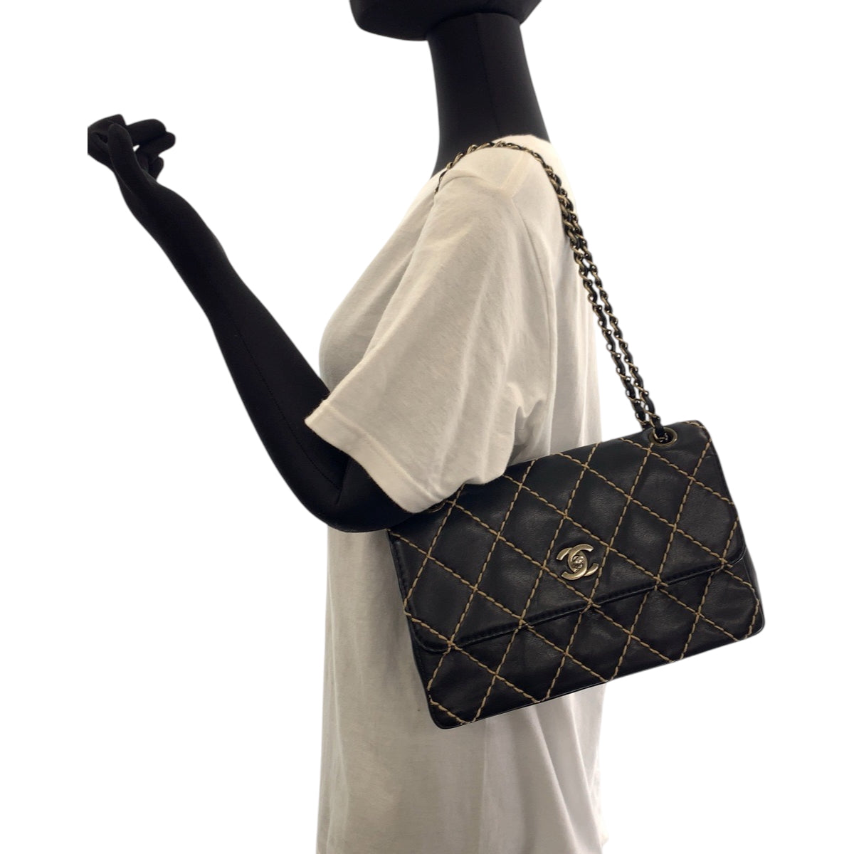 16648
CHANEL シャネル ヴィンテージ ワイルドステッチ ココマーク ターンロック ブラック 黒 ゴールド金具 ラムスキン チェーンショルダーバッグ  レディース A420