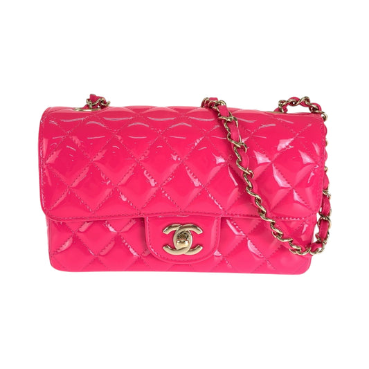 16653
CHANEL シャネル マトラッセ シングルフラップ ココマーク ターンロック ピンク ゴールド金具 パテントレザー A69900 チェーンショルダーバッグ レディース A458