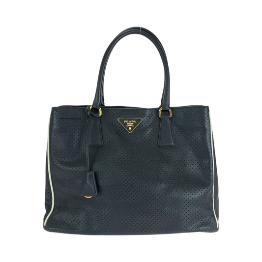 16656
PRADA プラダ サフィアーノ パンチング 三角ロゴプレート ブラック 黒 ホワイト ゴールド金具 レザー BN1875 トートバッグ ハンドバッグ レディース ABP50