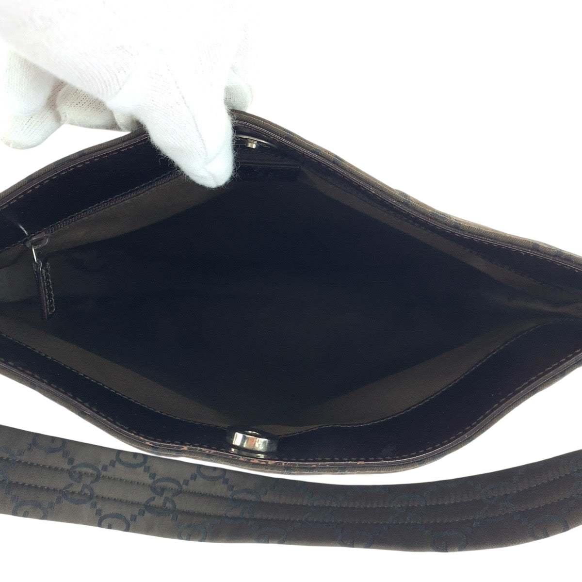 16693
GUCCI グッチ GG柄 ダークブラウン シルバー金具 ナイロン 001 3166 ショルダーバッグ レディース AB25