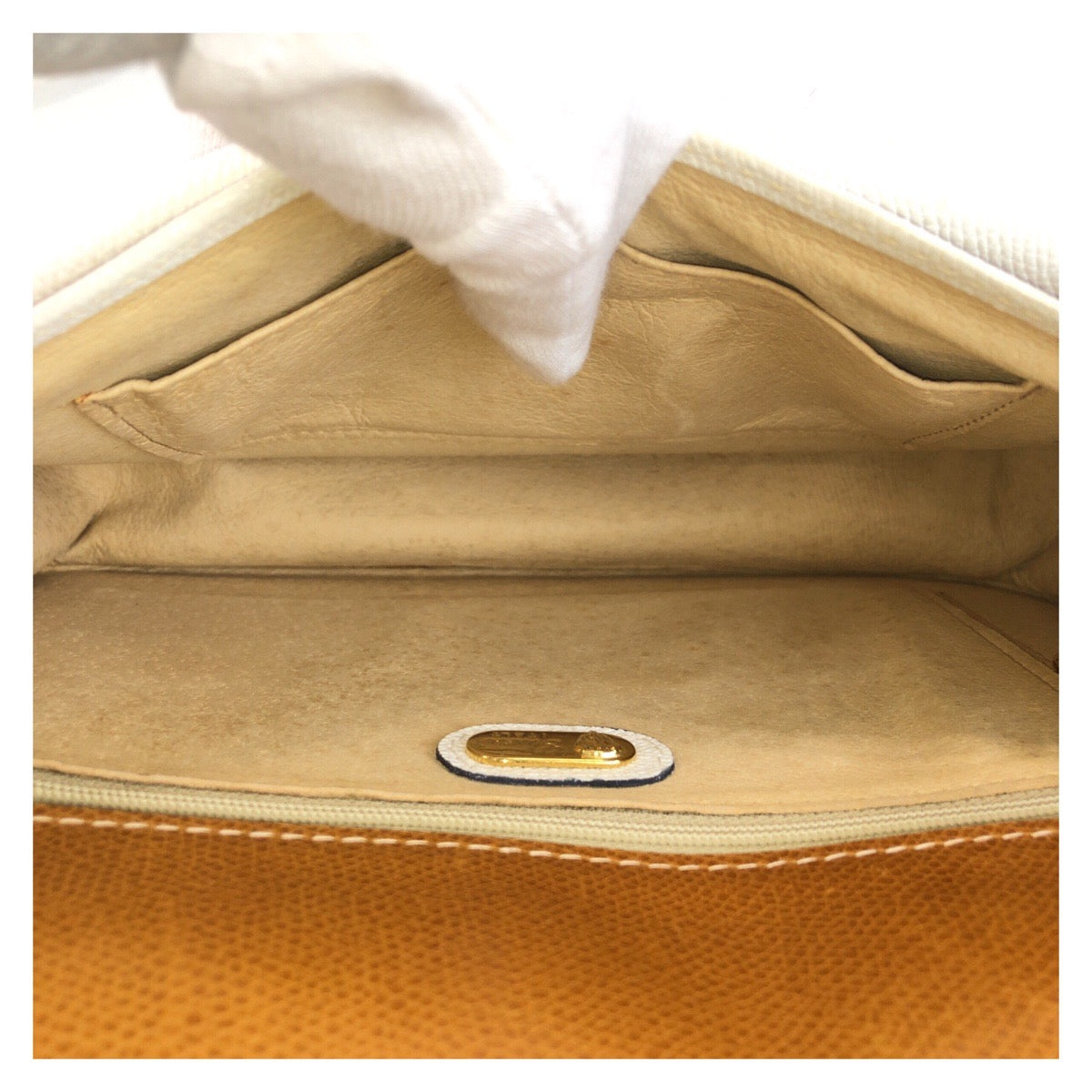 16709
GUCCI グッチ ヴィンテージ オールドグッチ ブラウン ホワイト ゴールド金具 レザー ショルダーバッグ メッセンジャーバッグ  レディース