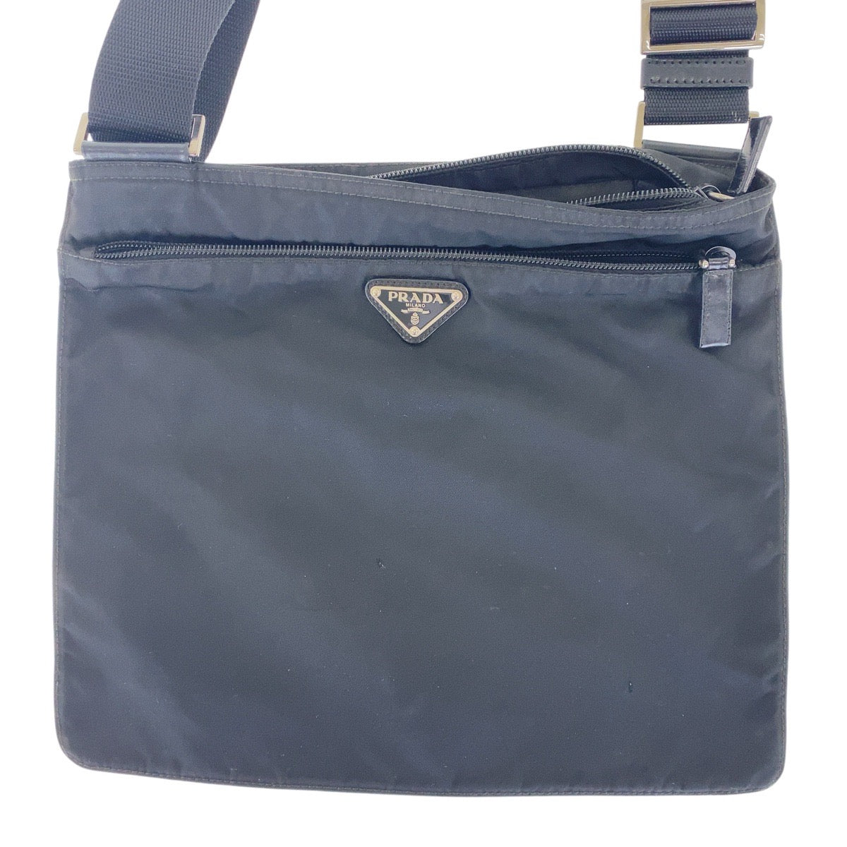 16713
PRADA プラダ テスート 三角ロゴプレート ブラック 黒 シルバー金具 ナイロン ショルダーバッグ ポシェット  レディース AB34