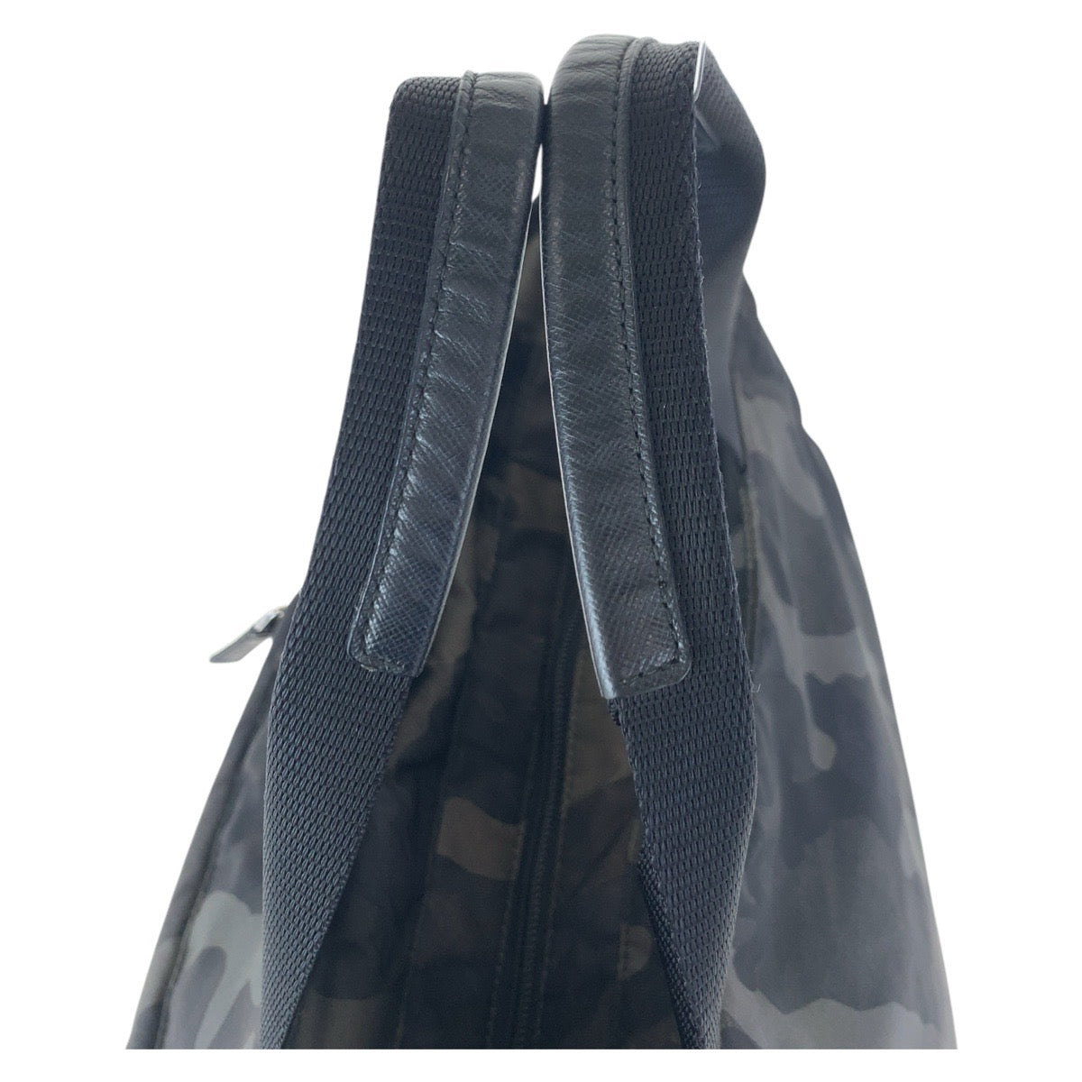 16716
PRADA プラダ テスート カモフラ 三角ロゴプレート カーキ シルバー金具 ナイロン トートバッグ ショルダーバッグ 2way  メンズ ABP54