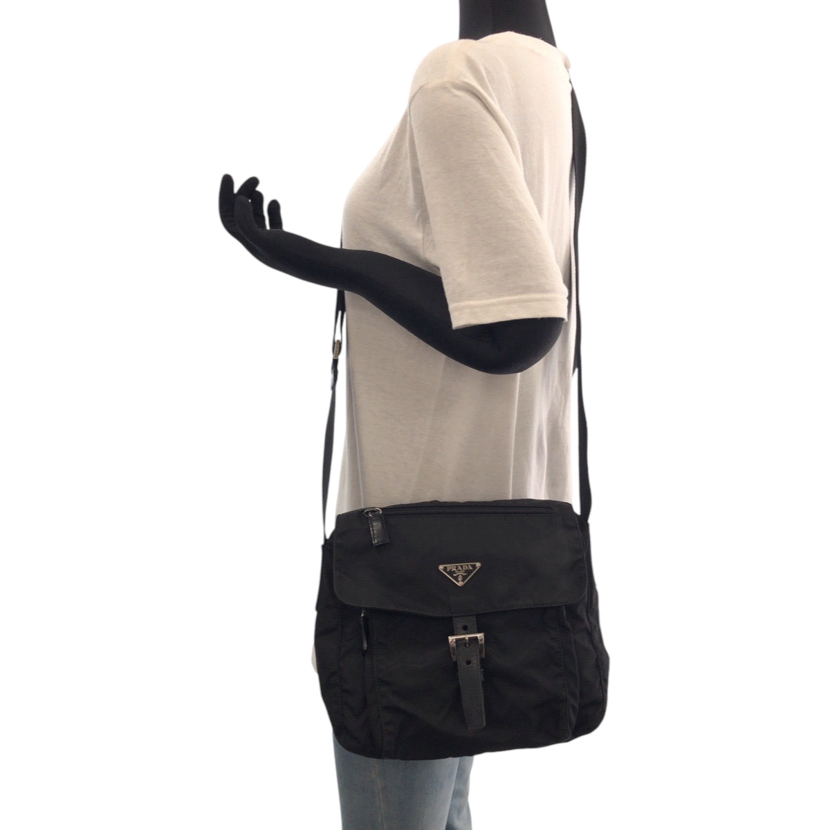 16733
PRADA プラダ テスート 三角ロゴプレート ブラック 黒 シルバー金具 ナイロン ショルダーバッグ ポシェット  レディース ABP39