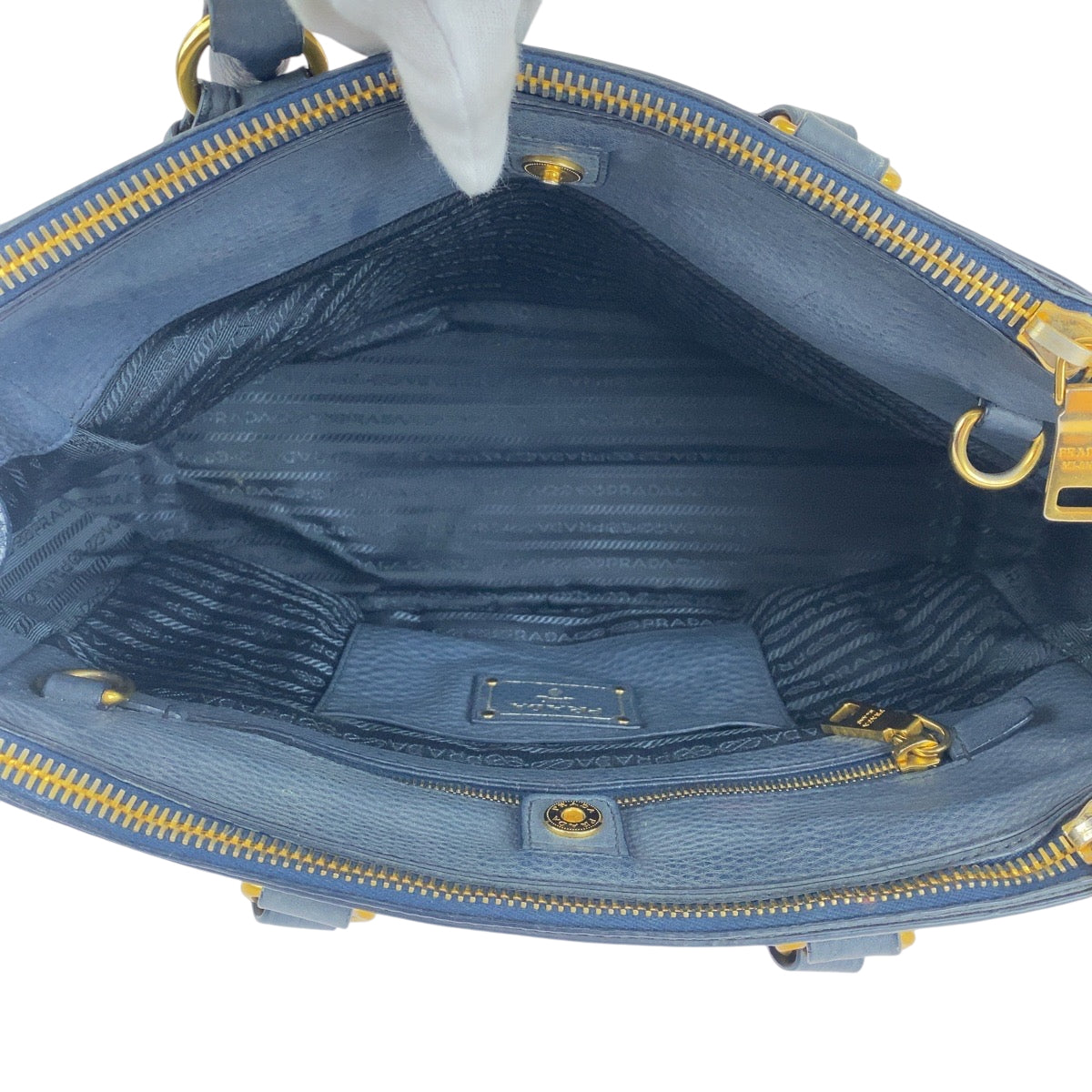 16750
PRADA プラダ ヴィッテロダイノ ロゴ ブルー ゴールド金具 レザー BN2420 トートバッグ ハンドバッグ レディース ABP63