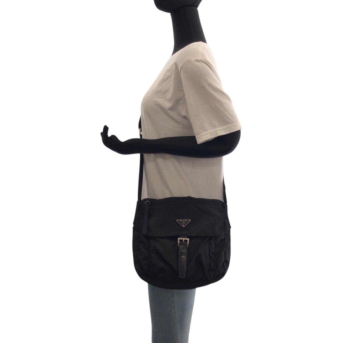 16772
PRADA プラダ テスート 三角ロゴプレート ブラック 黒 シルバー金具 ナイロン BT8994 ショルダーバッグ ポシェット  メンズ ABP39