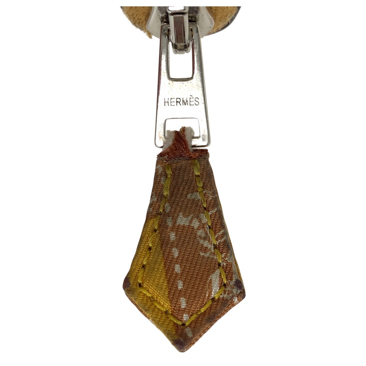 16776
HERMES エルメス アザップ ロング シルクイン ゴールド ブラウン シルバー金具 ヴォーエプソン / シルク 長財布 ラウンドファスナー 男女兼用 ◻︎P刻印  レディース