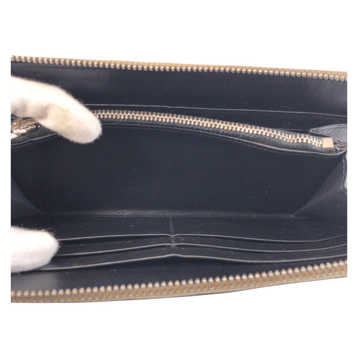 16779
LOEWE ロエベ スカル ブラウン ブラック 黒 シルバー金具 レザー 長財布 ロングウォレット  メンズ