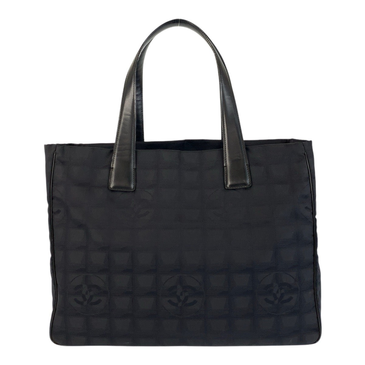 16788
CHANEL シャネル ニュートラベルライン ブラック 黒 ゴールド金具 ナイロン / レザー トートバッグ ショルダーバッグ  レディース ABP44