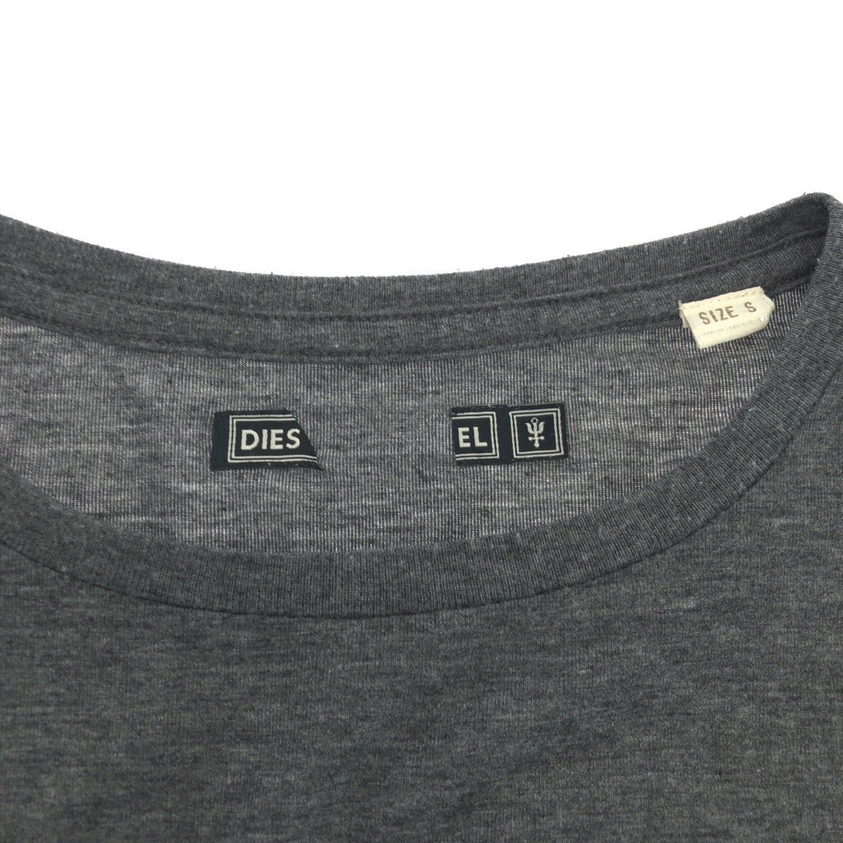 16802
DIESEL ディーゼル サイズS グレー ブラック コットン 半袖Tシャツ カットソー メンズ AB3