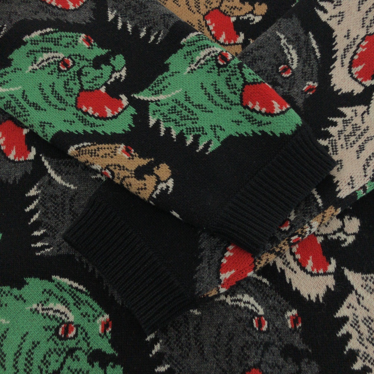 16804
GUCCI グッチ パンサーフェイス サイズL ブラック 黒 マルチカラー ウール 526599 X9X30 ニット セーター メンズ ABP52