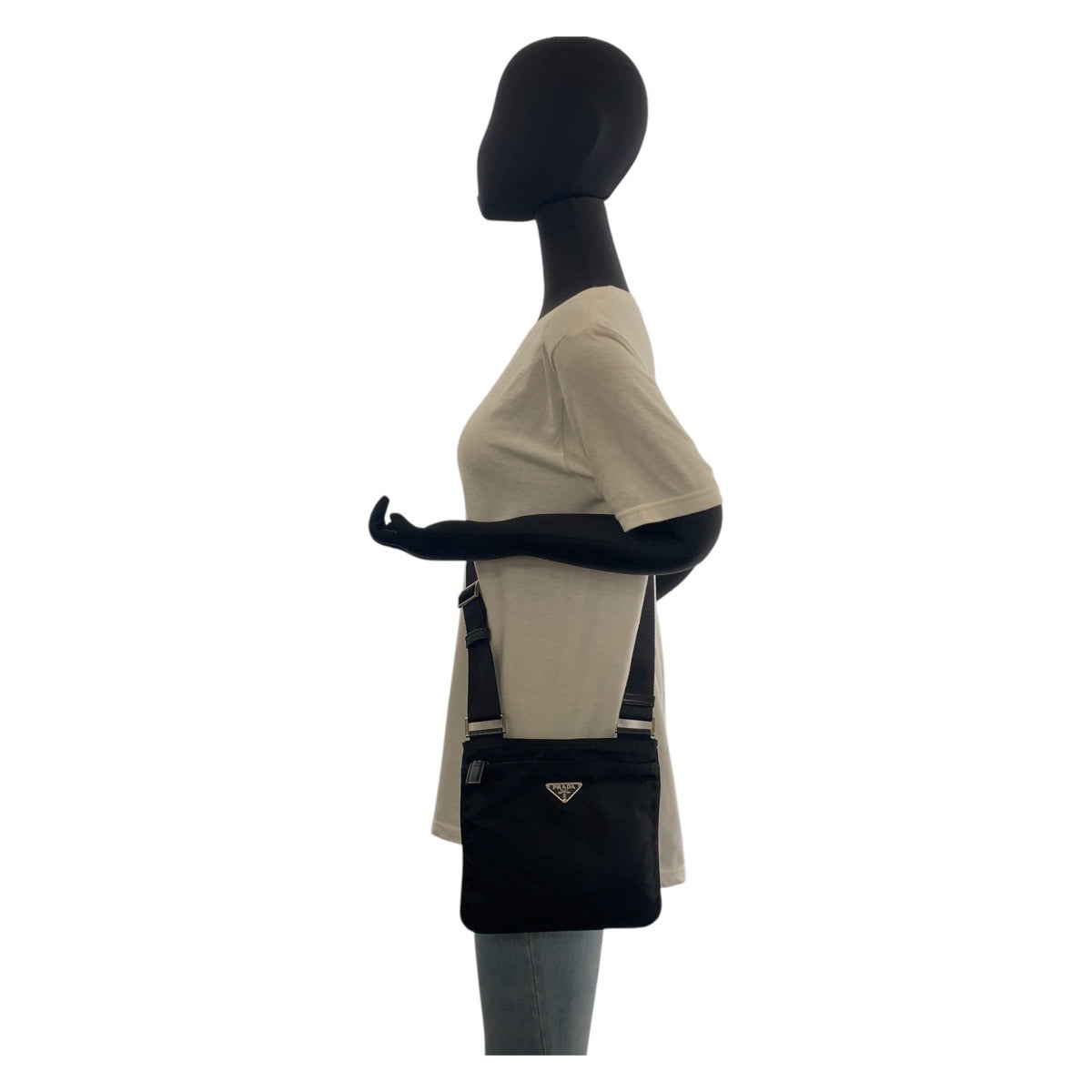 16838
PRADA プラダ テスート 三角ロゴプレート ブラック 黒 シルバー金具 ナイロン ショルダーバッグ ポシェット  レディース ABP39