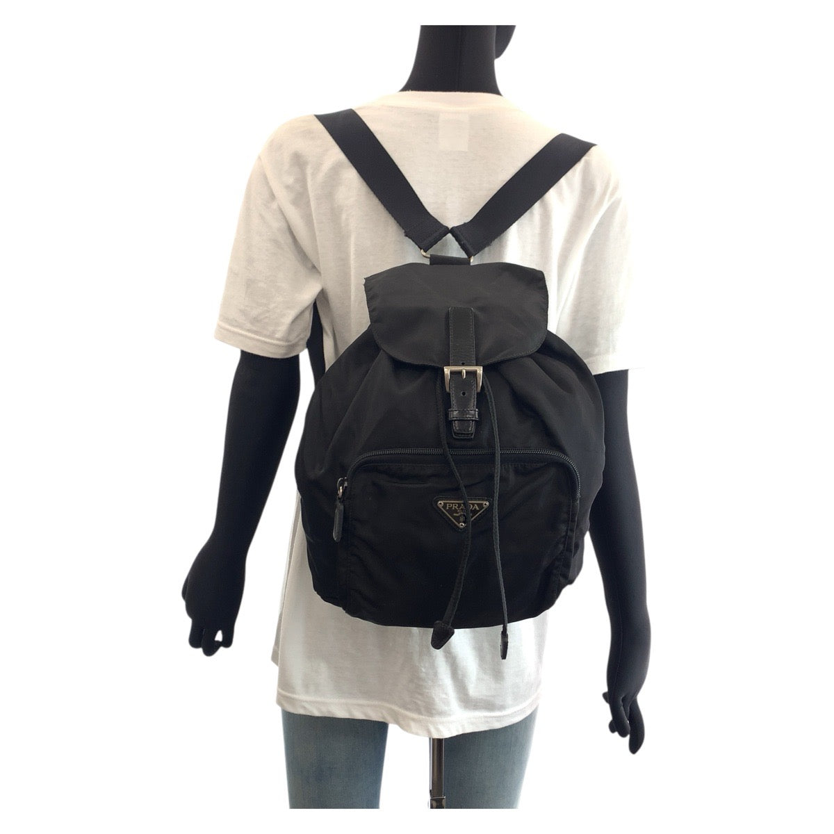 16850
PRADA プラダ テスート 三角ロゴプレート ブラック 黒 シルバー金具 ナイロン リュックサック バックパック  レディース ABP40
