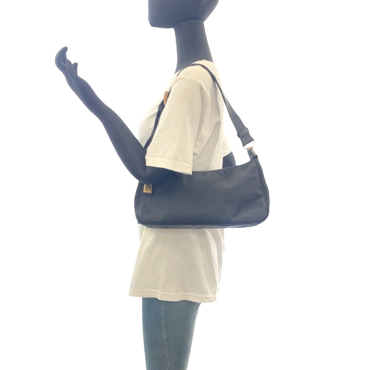 16857
PRADA プラダ テスート 三角ロゴプレート ブラック 黒 ゴールド金具 ナイロン / レザー ショルダーバッグ  レディース AB26