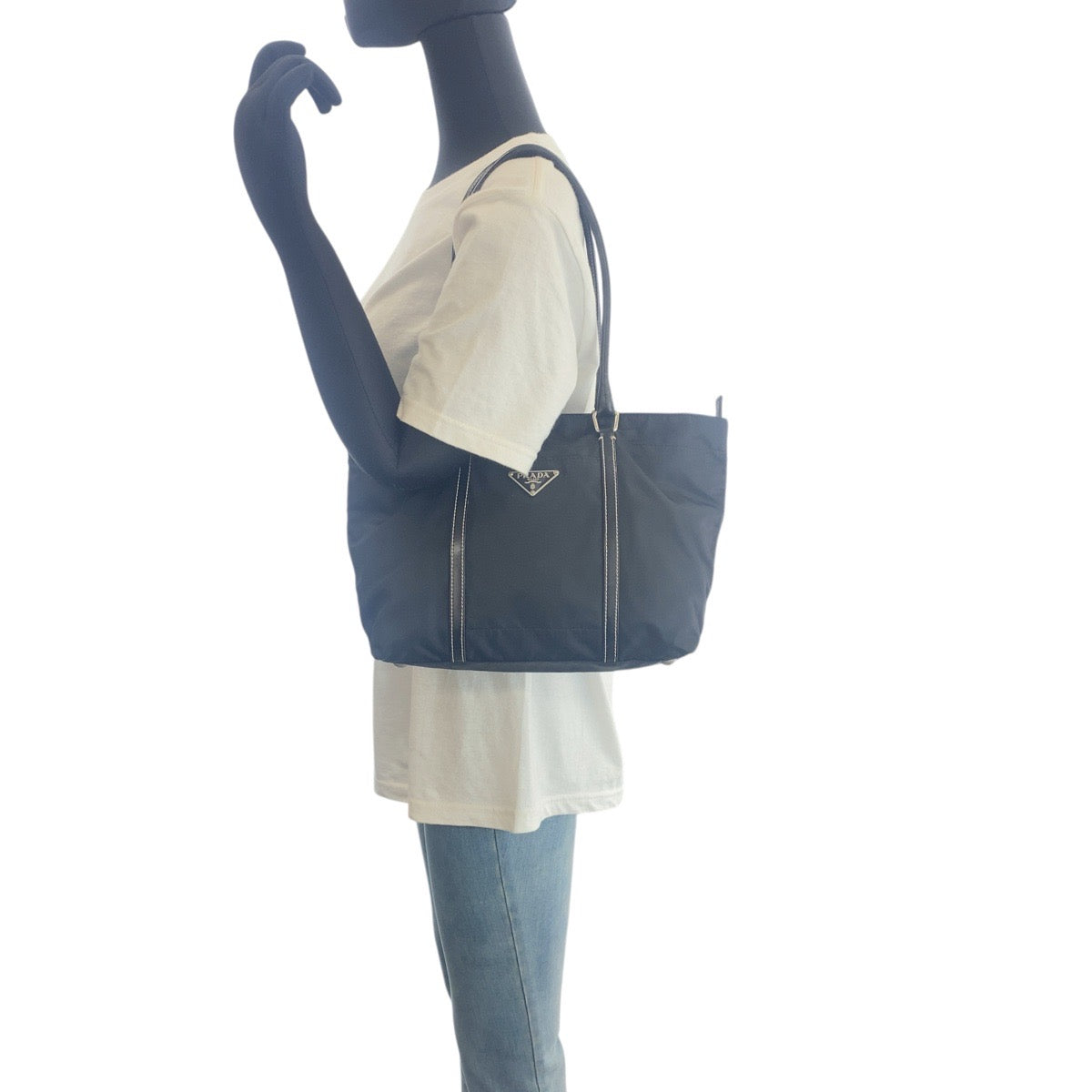 16858
PRADA プラダ テスート 三角ロゴプレート ブラック 黒 シルバー金具 ナイロン / レザー トートバッグ ショルダーバッグ  レディース ABP39