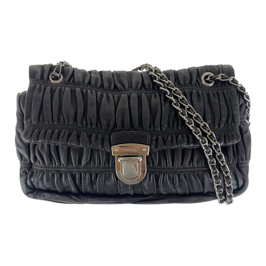 16887
PRADA プラダ ブラック 黒 シルバー金具 レザー 斜め掛け チェーン ショルダーバッグ ギャザー  レディース AB45