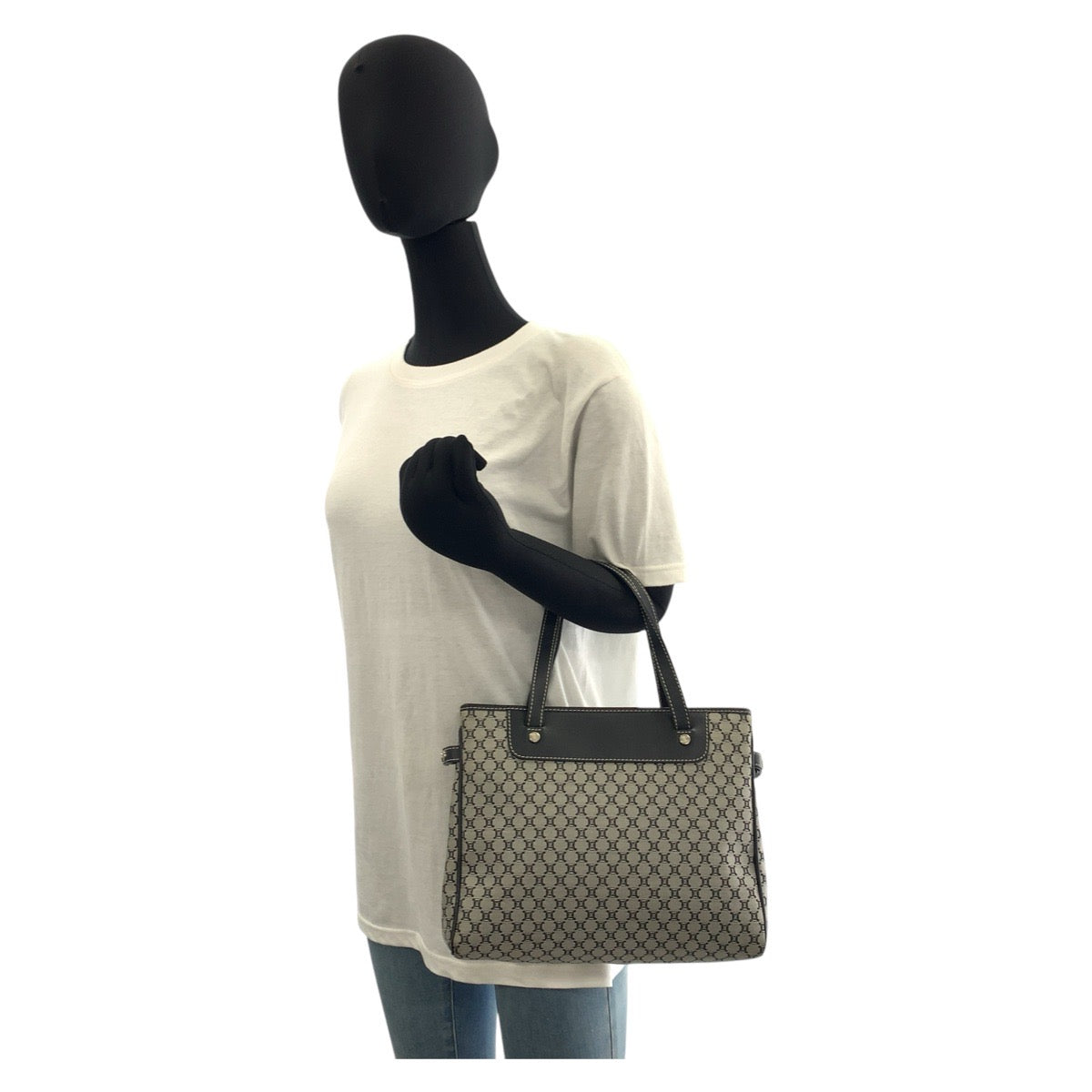 16903
CELINE セリーヌ マカダム グレー ブラック シルバー金具 キャンバス / レザー CE00/24 トートバッグ ハンドバッグ  レディース A39