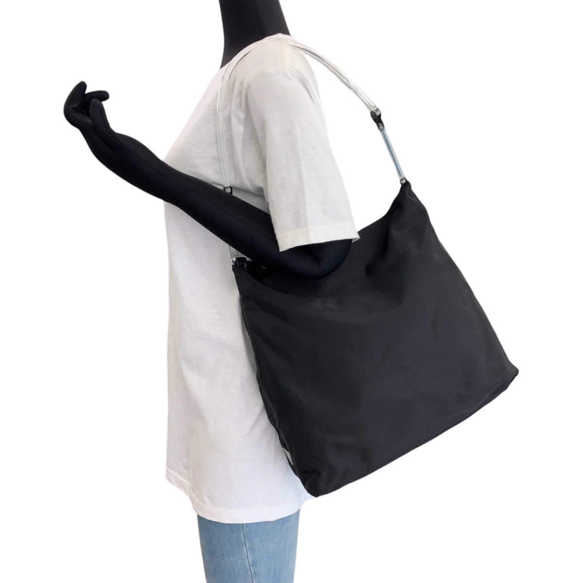 16958
PRADA プラダ テスート 三角ロゴプレート ブラック 黒 シルバー金具 クリア ナイロン ワンショルダーバッグ 肩掛け  レディース A40