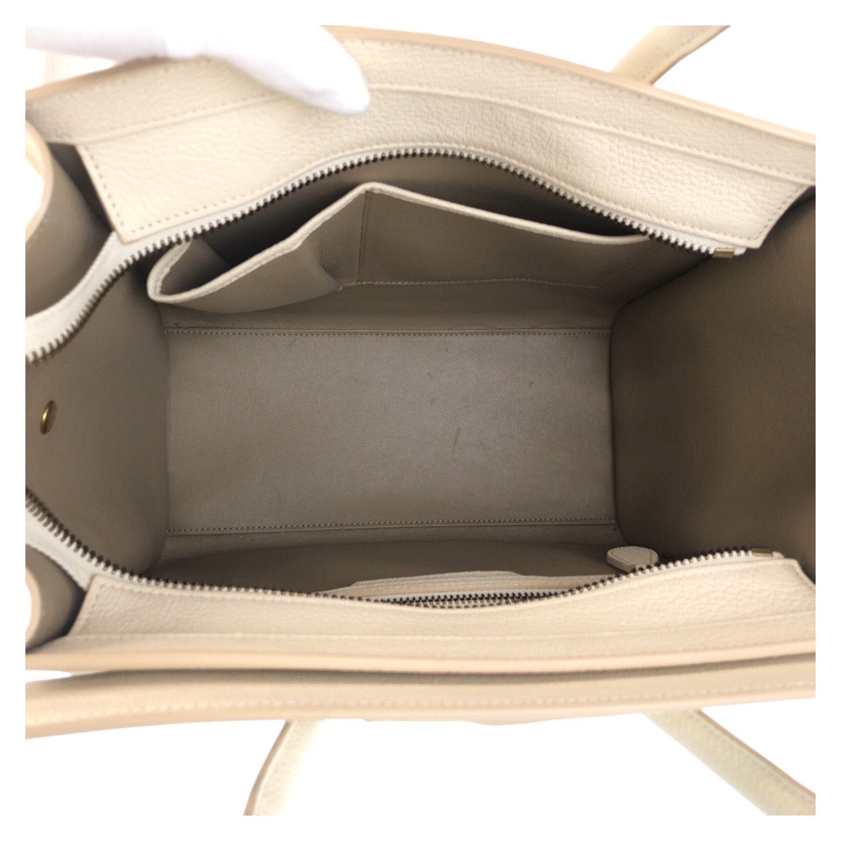 16975
CELINE セリーヌ ラゲージ マイクロ アイボリー ゴールド金具 レザー F-CU-1146 ハンドバッグ トートバッグ レディース AB70