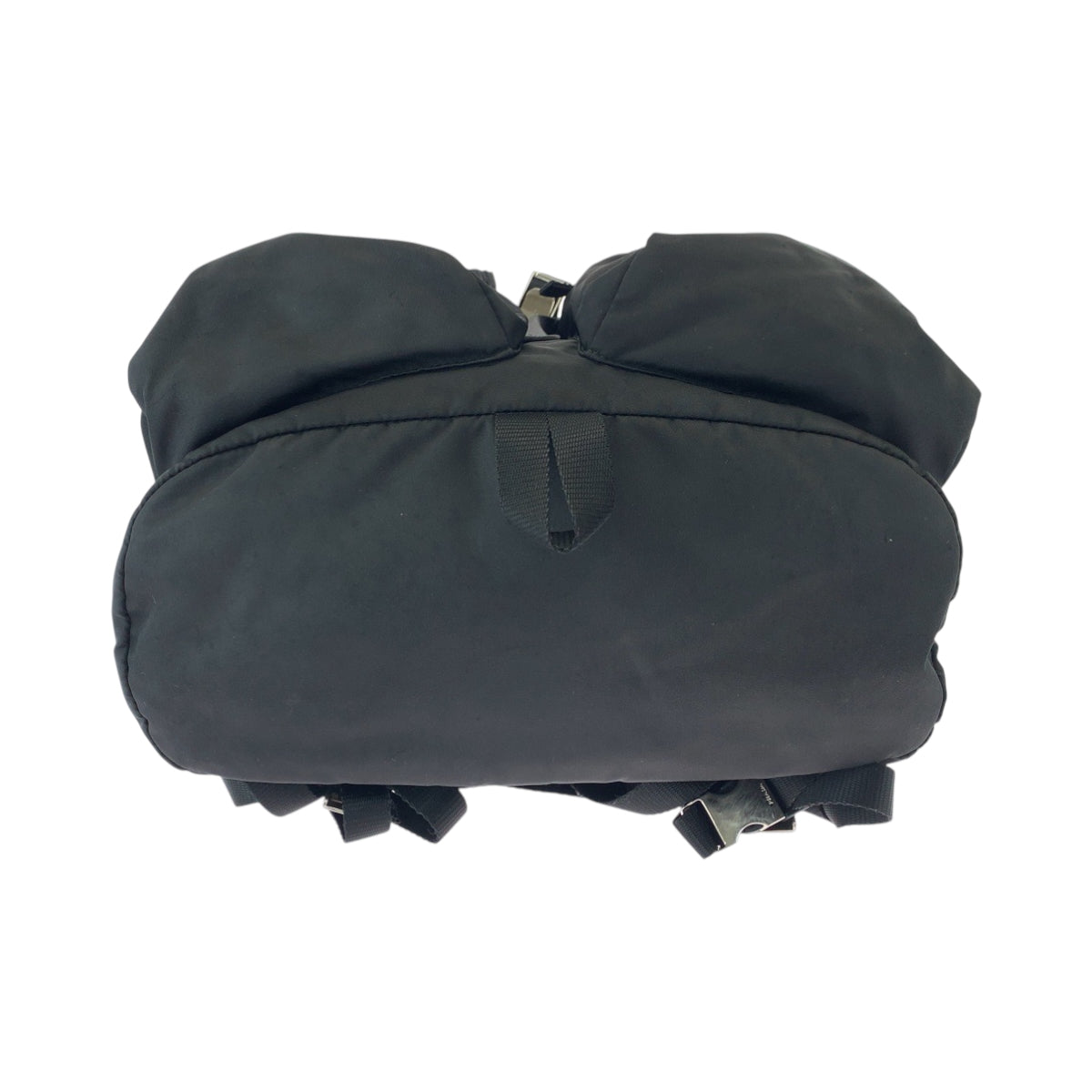 16983
PRADA プラダ テスート 三角ロゴプレート ブラック 黒 シルバー金具 ナイロン リュックサック マウンテンバッグ  メンズ
