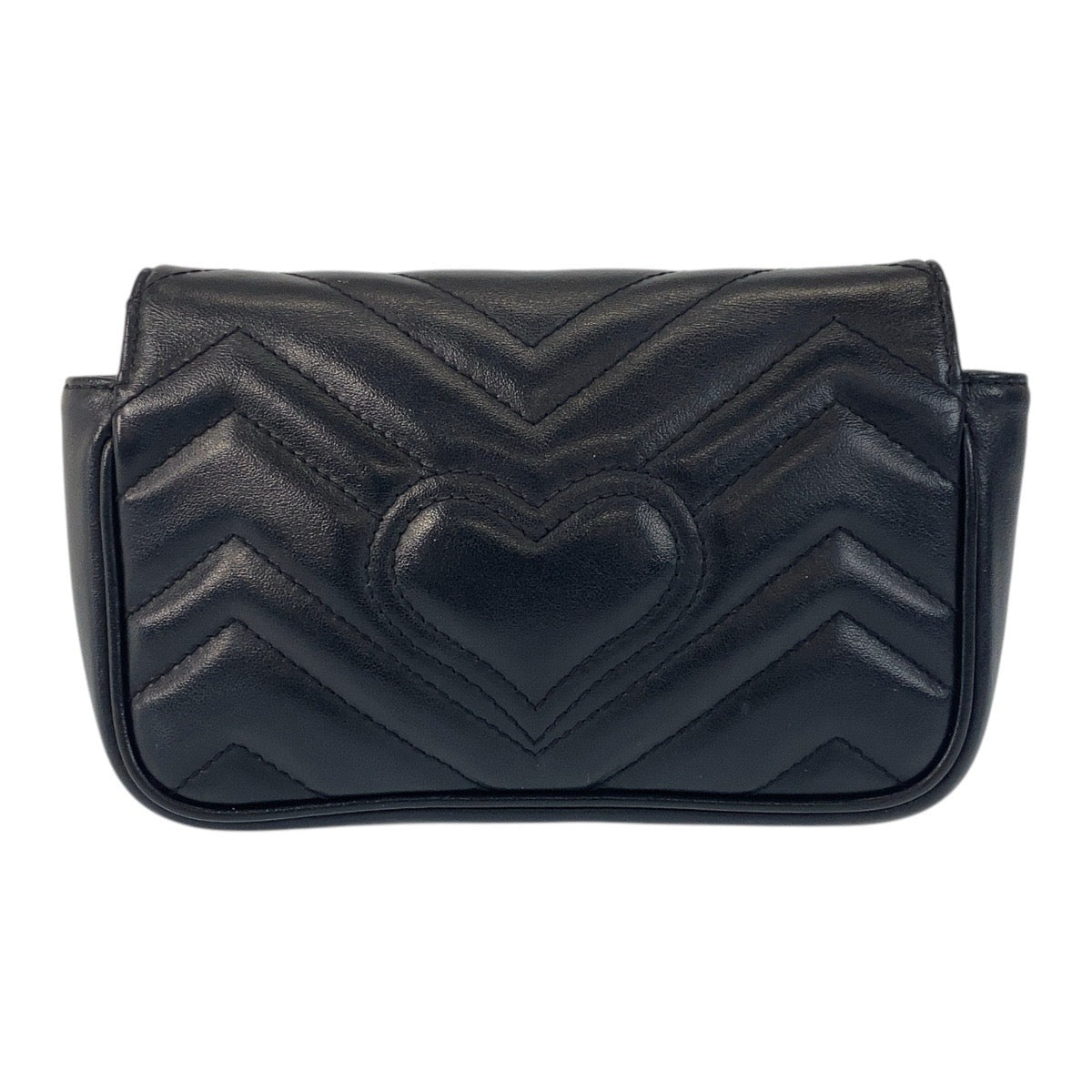 17052
GUCCI グッチ GGマーモント ブラック 黒 ゴールド金具 レザー 476433 チェーン ショルダーバッグ ポシェット  レディース