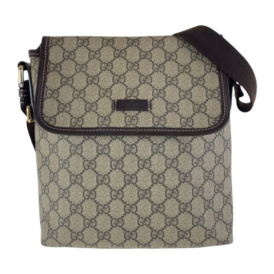 17065
GUCCI グッチ ベージュ ブラウン シルバー金具 GGスプリームキャンバス 223666 斜め掛け ショルダーバッグ 男女兼用  レディース