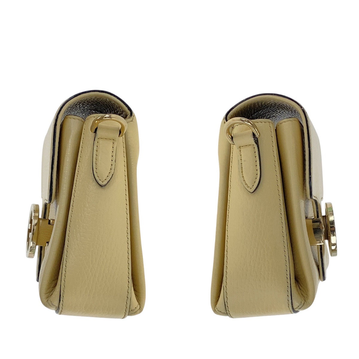 17067
GUCCI グッチ インターロッキング アイボリー ゴールド金具 レザー 607720 斜め掛け チェーン ショルダーバッグ レディース AB75