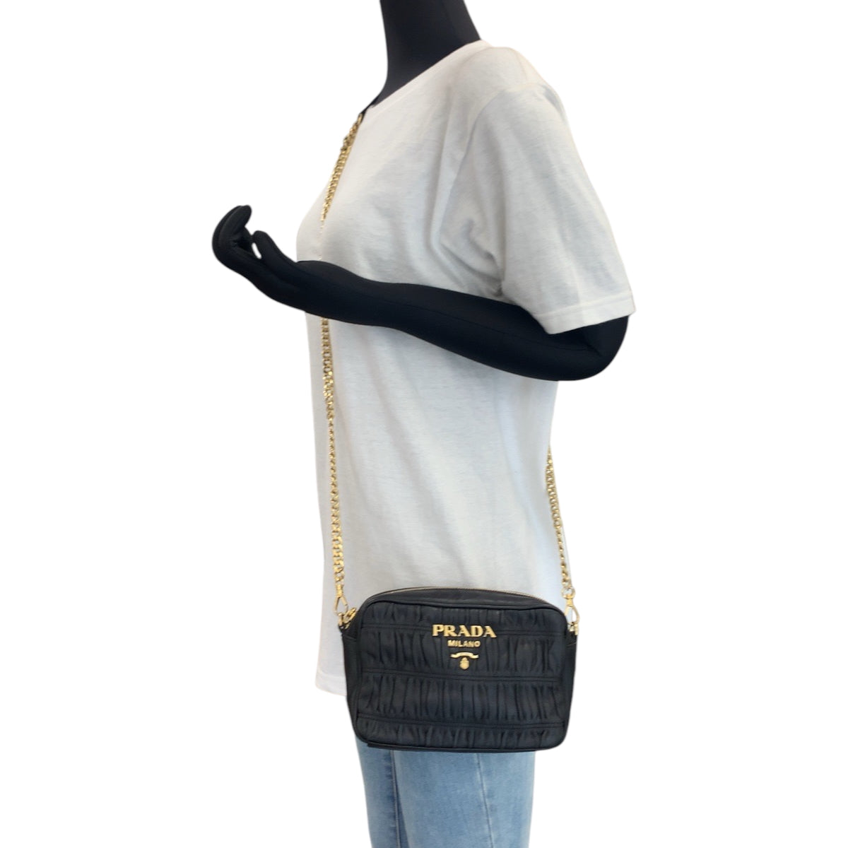 17089
PRADA プラダ ナッパレザー ギャザー ブラック 黒 ゴールド金具 レザー 1BH112 チェーンショルダーバッグ レディース AB66