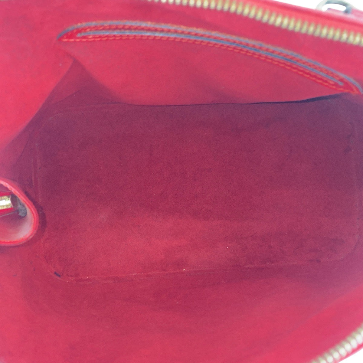 17104
LOUIS VUITTON ルイヴィトン エピ アルマ レッド ゴールド金具 エピレザー M40850 ハンドバッグ トートバッグ レディース ABP48