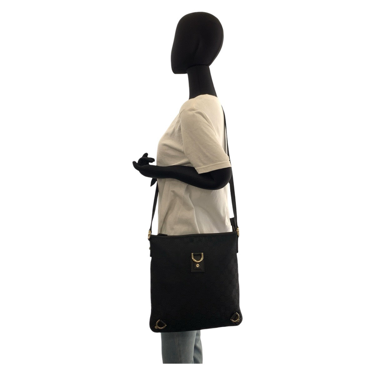 17122
GUCCI グッチ アビー ブラック 黒 ゴールド金具 GGキャンバス / レザー 131326 ショルダーバッグ メッセンジャーバッグ  レディース AB38
