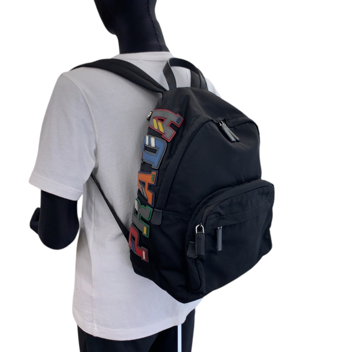 17127
PRADA プラダ テスート ロゴパッチ ブラック 黒 マルチカラー シルバー金具 ナイロン 2VZ135 リュックサック バックパック  メンズ ABP74