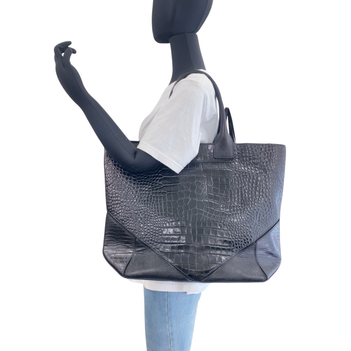 17130
Givenchy ジバンシー 型押し ブラック 黒 シルバー金具 レザー トートバッグ ショルダーバッグ 男女兼用  レディース ABP45