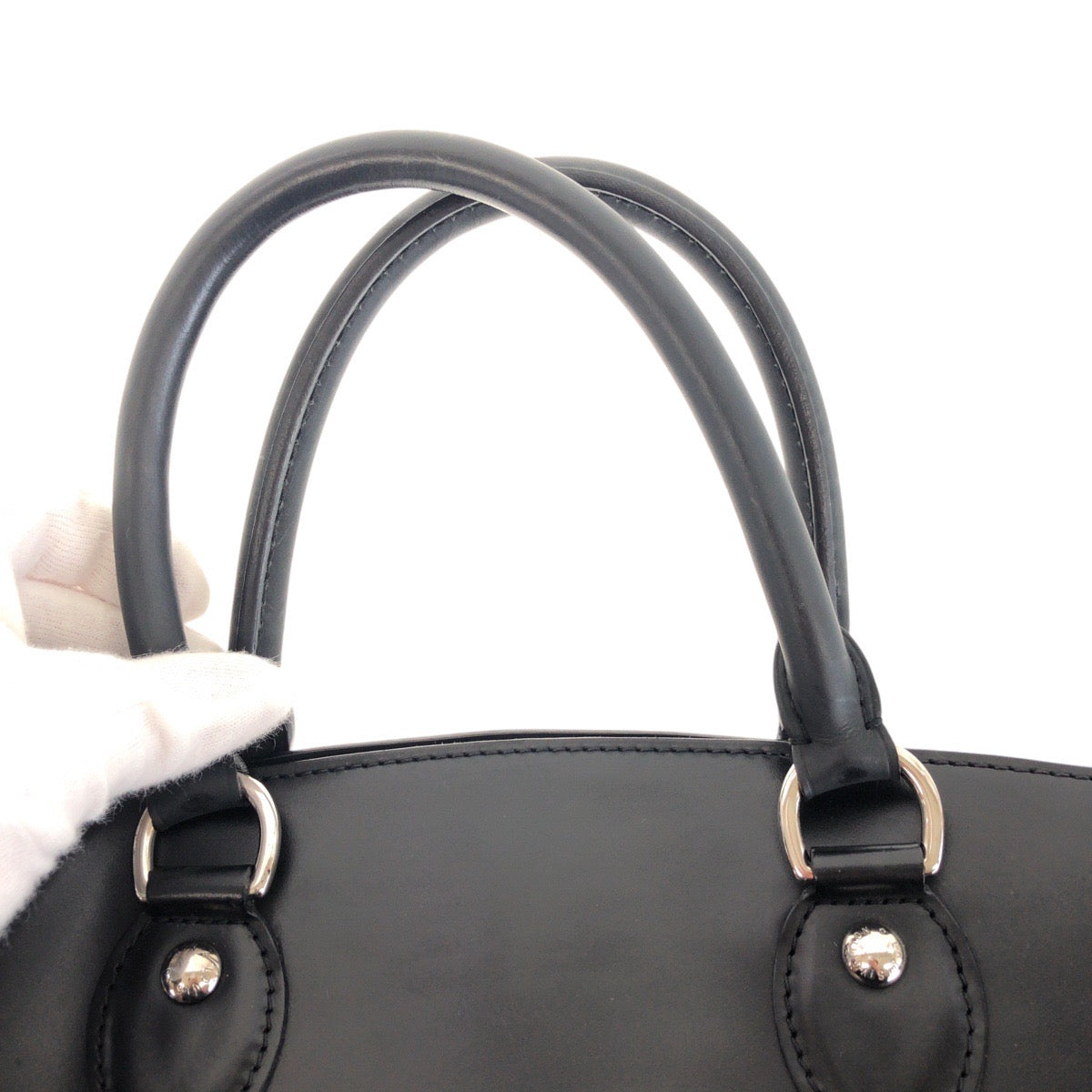 17148
LOUIS VUITTON ルイヴィトン エピ パッシィ PM ノワール ブラック 黒 シルバー金具 レザー M59262 トートバッグ ハンドバッグ  レディース