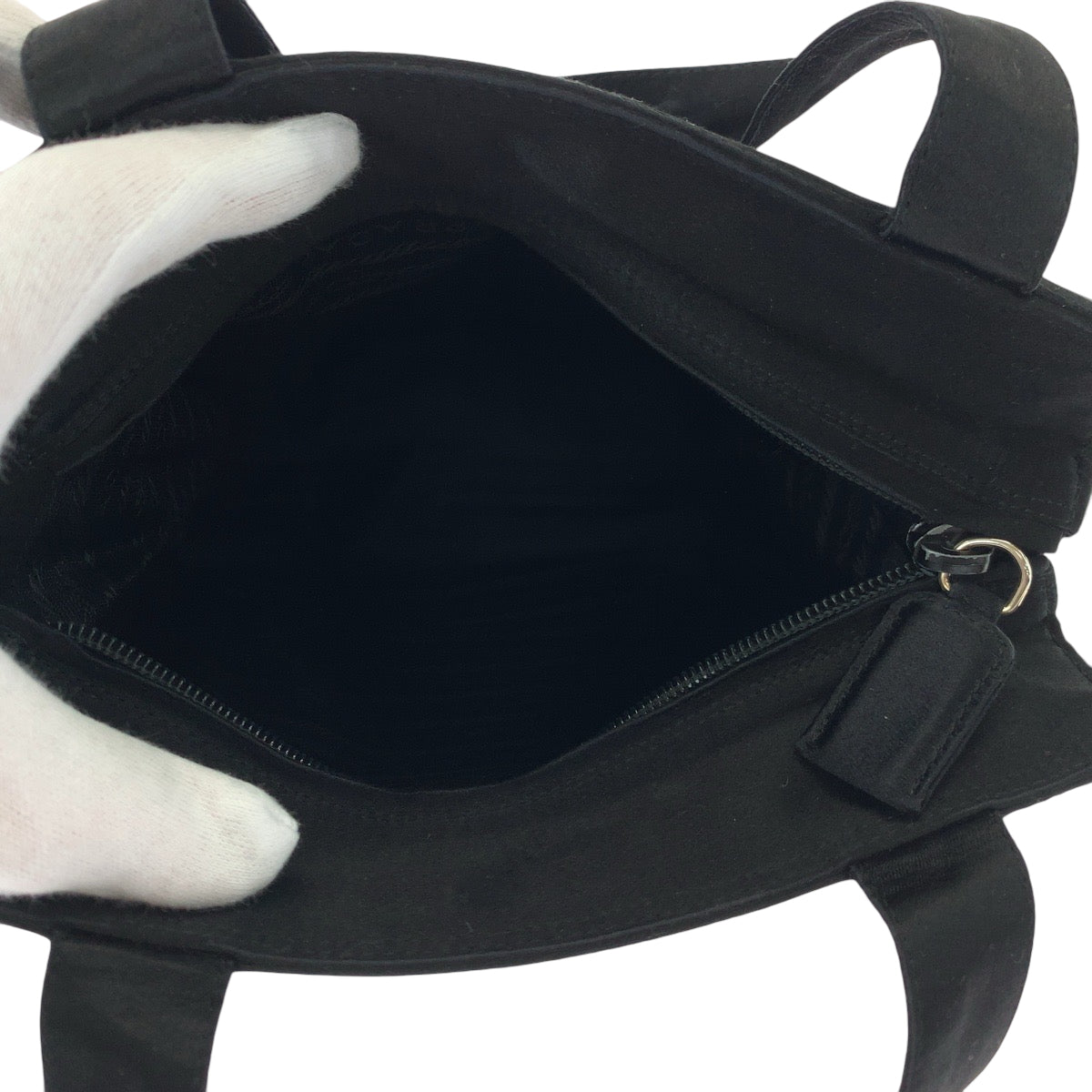 17158
PRADA プラダ ロゴ ブラック 黒 シルバー金具 サテン ハンドバッグ トートバッグ  レディース ABP23