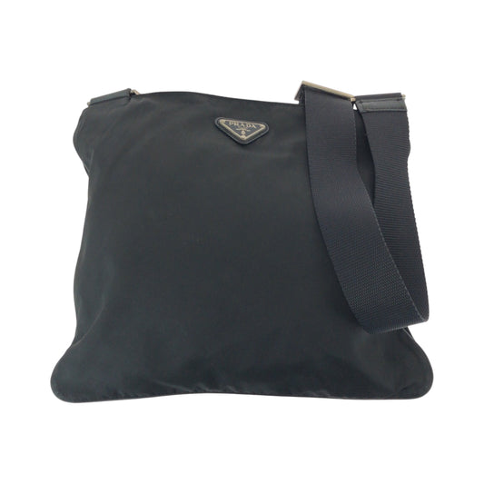 17160
PRADA プラダ テスート 三角ロゴプレート ブラック 黒 シルバー金具 ナイロン ショルダーバッグ サコッシュ  レディース ABP39
