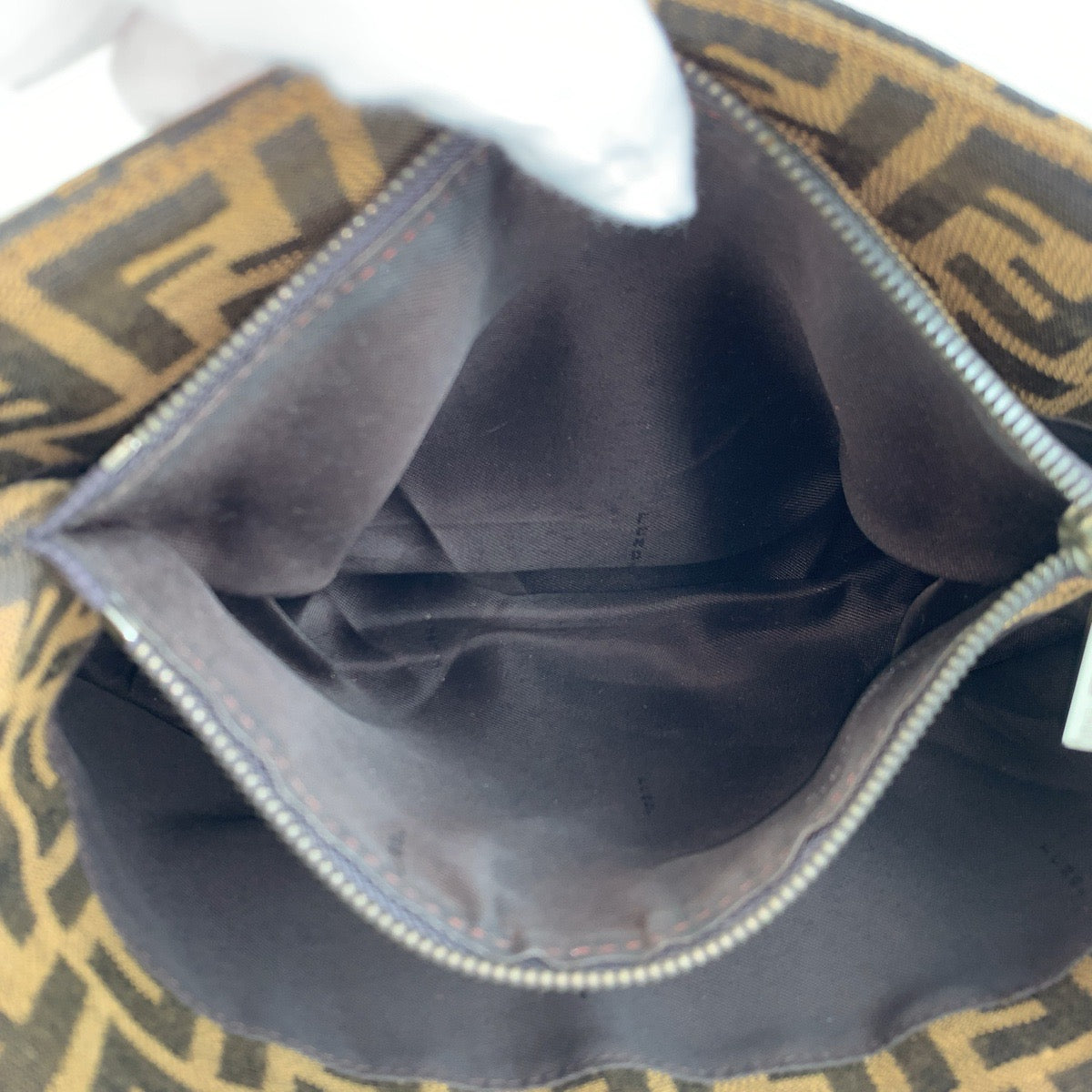 17162
FENDI フェンディ ズッカ ブラウン シルバー金具 キャンバス / レザー 8BH072 トートバッグ ハンドバッグ  レディース ABP45