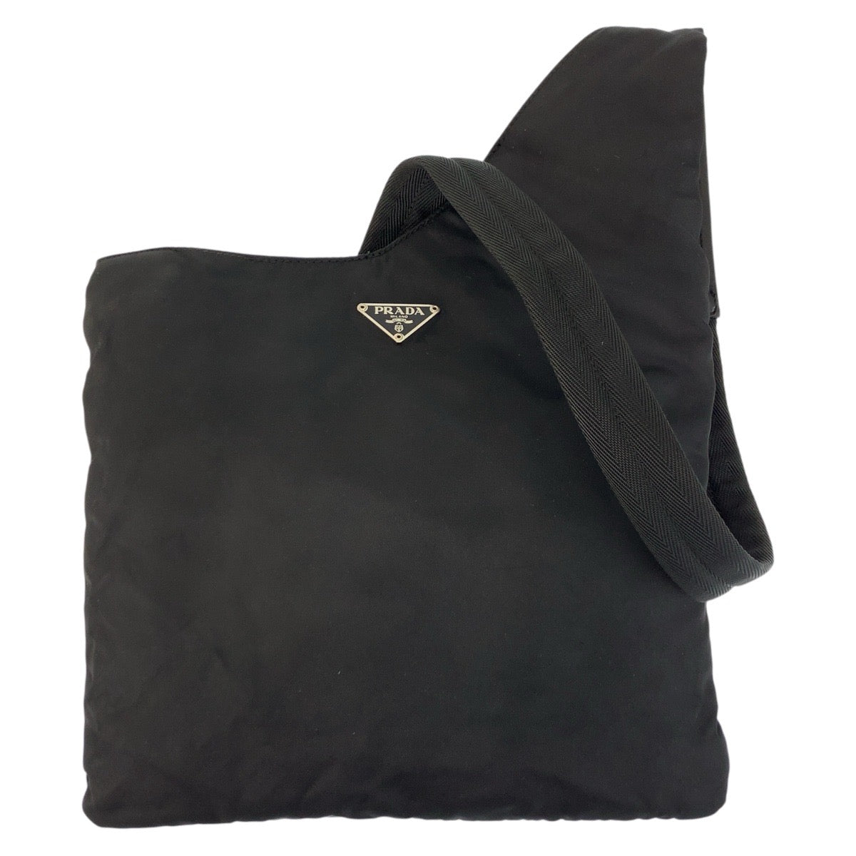 17170
PRADA プラダ テスート 三角ロゴプレート ブラック 黒 シルバー金具 ナイロン ショルダーバッグ メッセンジャーバッグ  レディース AB39