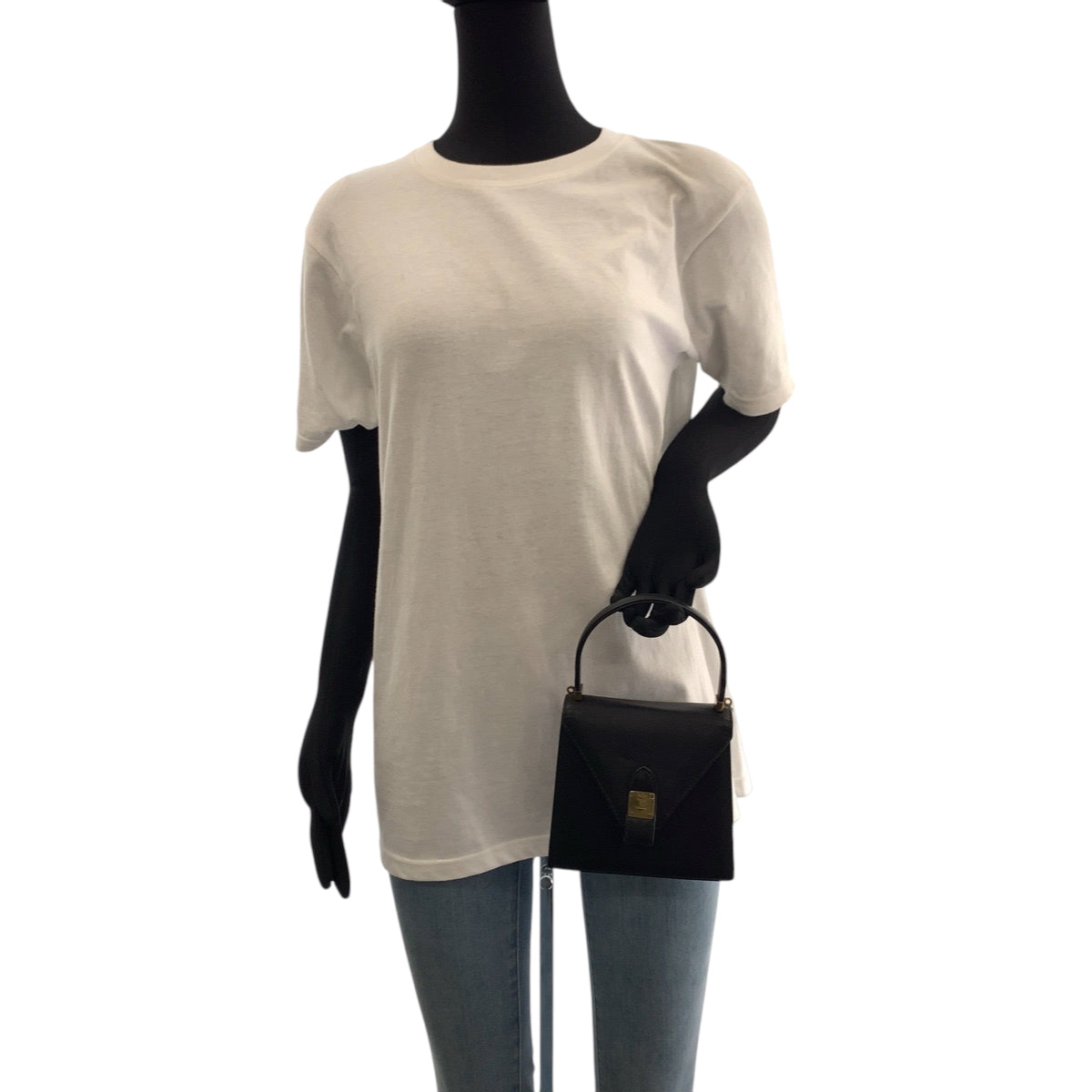 17189
MCM エム シー エム ヴィンテージ ブラック 黒 ゴール金具 レザー A0172 ショルダーバッグ ハンドバッグ 2way  レディース ABP50