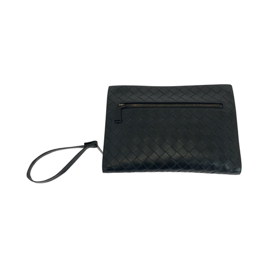 17201
BOTTEGAVENETA ボッテガヴェネタ マキシイントレチャート ブラック 黒 シルバー金具 レザー クラッチバッグ セカンドバッグ  メンズ