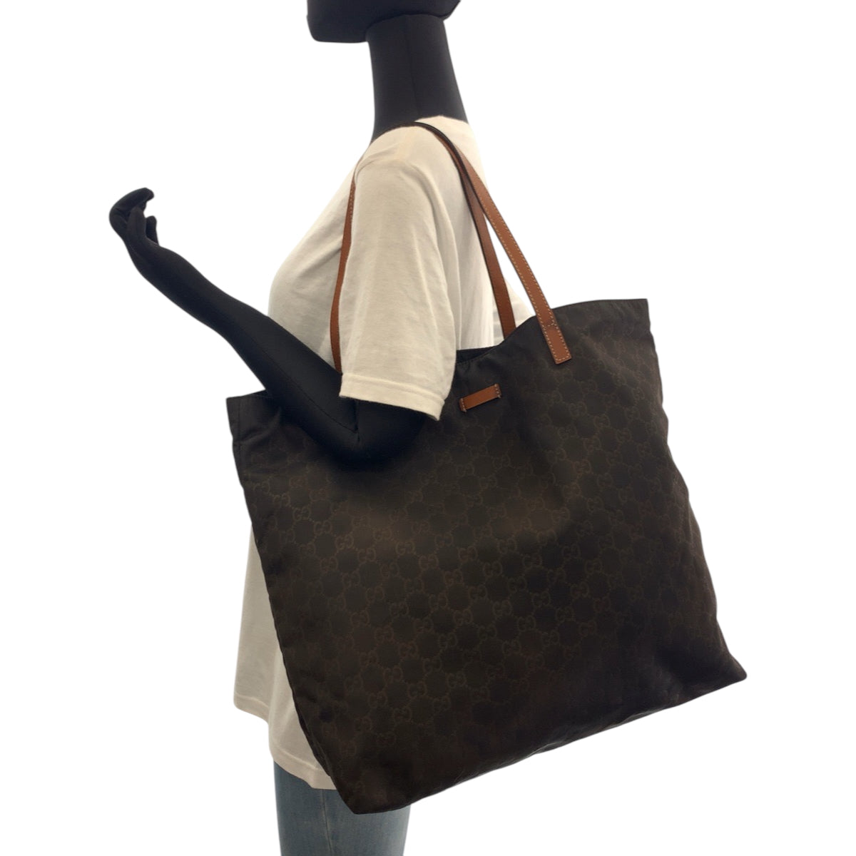 17220
GUCCI グッチ ブラウン ブラック ゴールド金具 ナイロン 524947 トートバッグ ショルダーバッグ  レディース AB14