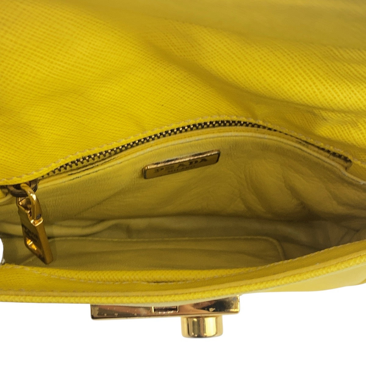 17233
PRADA プラダ サフィアーノ イエロー ゴールド金具 レザー ショルダーバッグ ハンドバッグ 2WAY レディース AB54