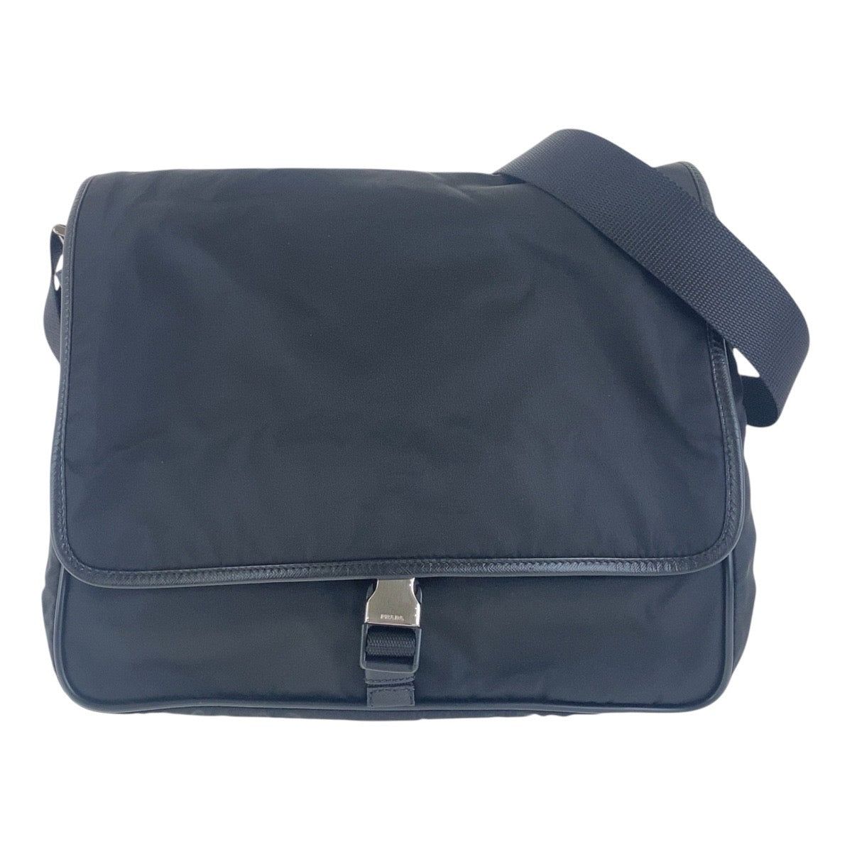 17236
PRADA プラダ テスート 三角ロゴプレート ブラック 黒 シルバー金具 ナイロン 斜め掛け ショルダーバッグ メッセンジャーバッグ 男女兼用  メンズ ABP43