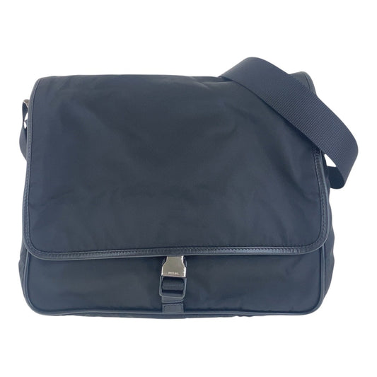 17236
PRADA プラダ テスート 三角ロゴプレート ブラック 黒 シルバー金具 ナイロン 斜め掛け ショルダーバッグ メッセンジャーバッグ 男女兼用  メンズ ABP43