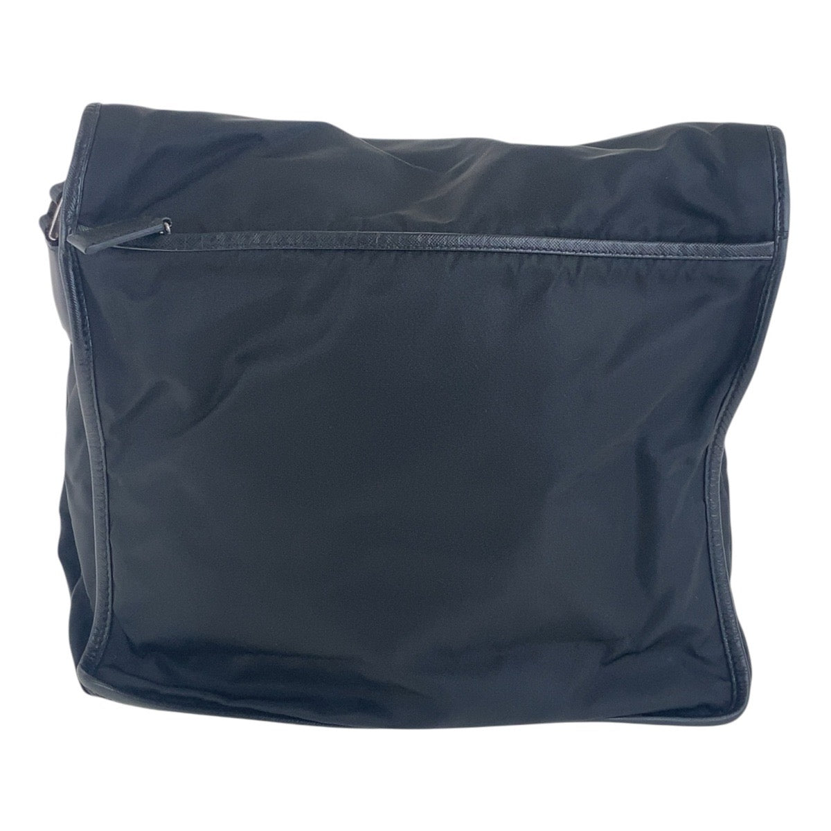 17236
PRADA プラダ テスート 三角ロゴプレート ブラック 黒 シルバー金具 ナイロン 斜め掛け ショルダーバッグ メッセンジャーバッグ 男女兼用  メンズ ABP43