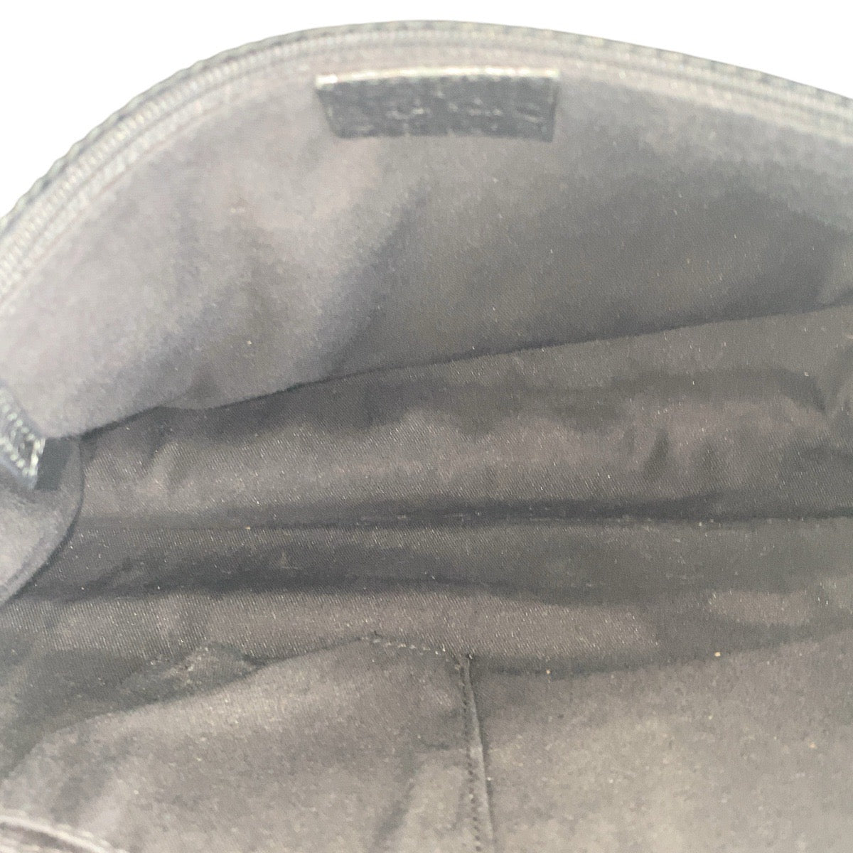 17237
GUCCI グッチ ブラック 黒 シルバー金具 GGキャンバス / レザー 120841 斜め掛け ショルダーバッグ  レディース ABP45