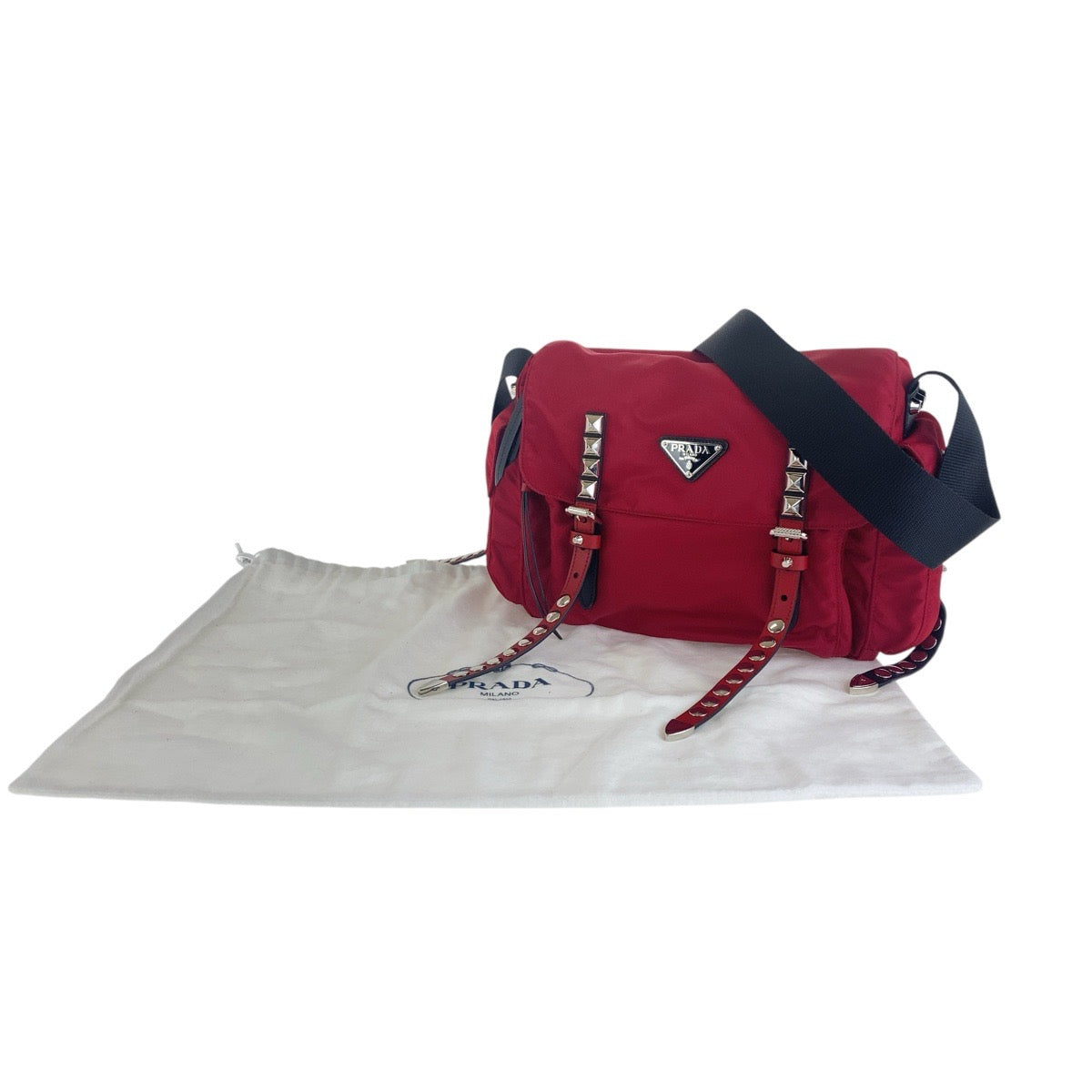 17266
PRADA プラダ ヴィンテージ テスート 三角ロゴプレート レッド ブラック シルバー金具 ナイロン 斜め掛け ショルダーバッグ スタッズ  メンズ A110