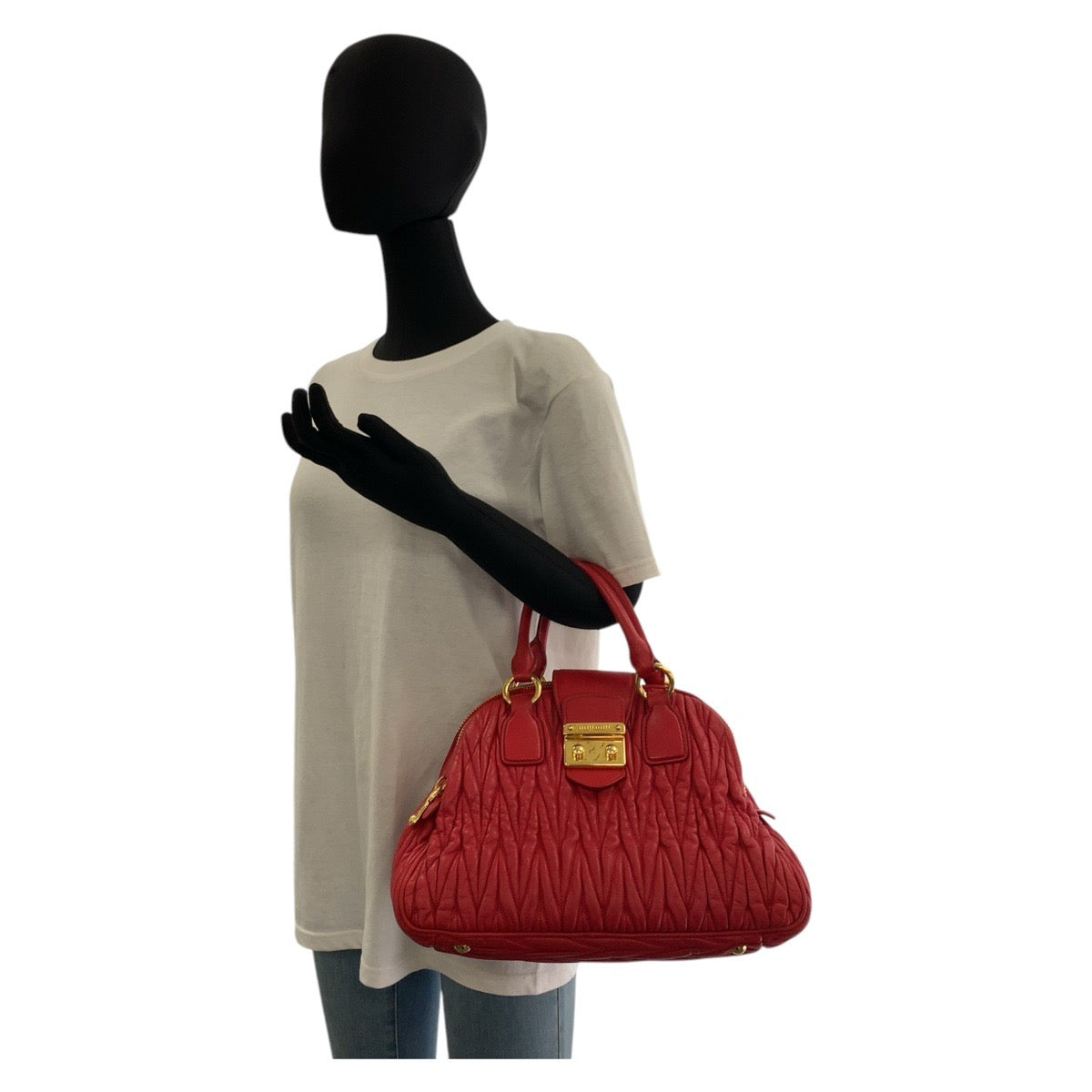 17299
Miu Miu ミュウ ミュウ マテラッセ レッド ゴールド金具 レザー ハンドバッグ ショルダーバッグ 2way  レディース ABP65