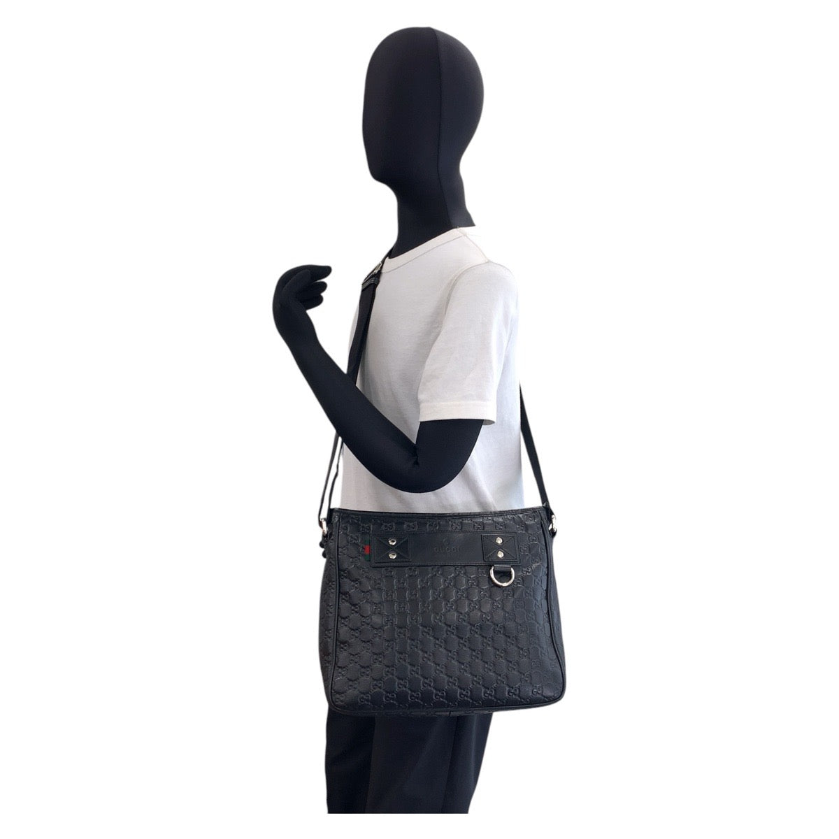 17300
GUCCI グッチ シェリーライン グッチシマ ブラック 黒 シルバー金具 レザー 322080 ショルダーバッグ メッセンジャーバッグ  メンズ ABP58