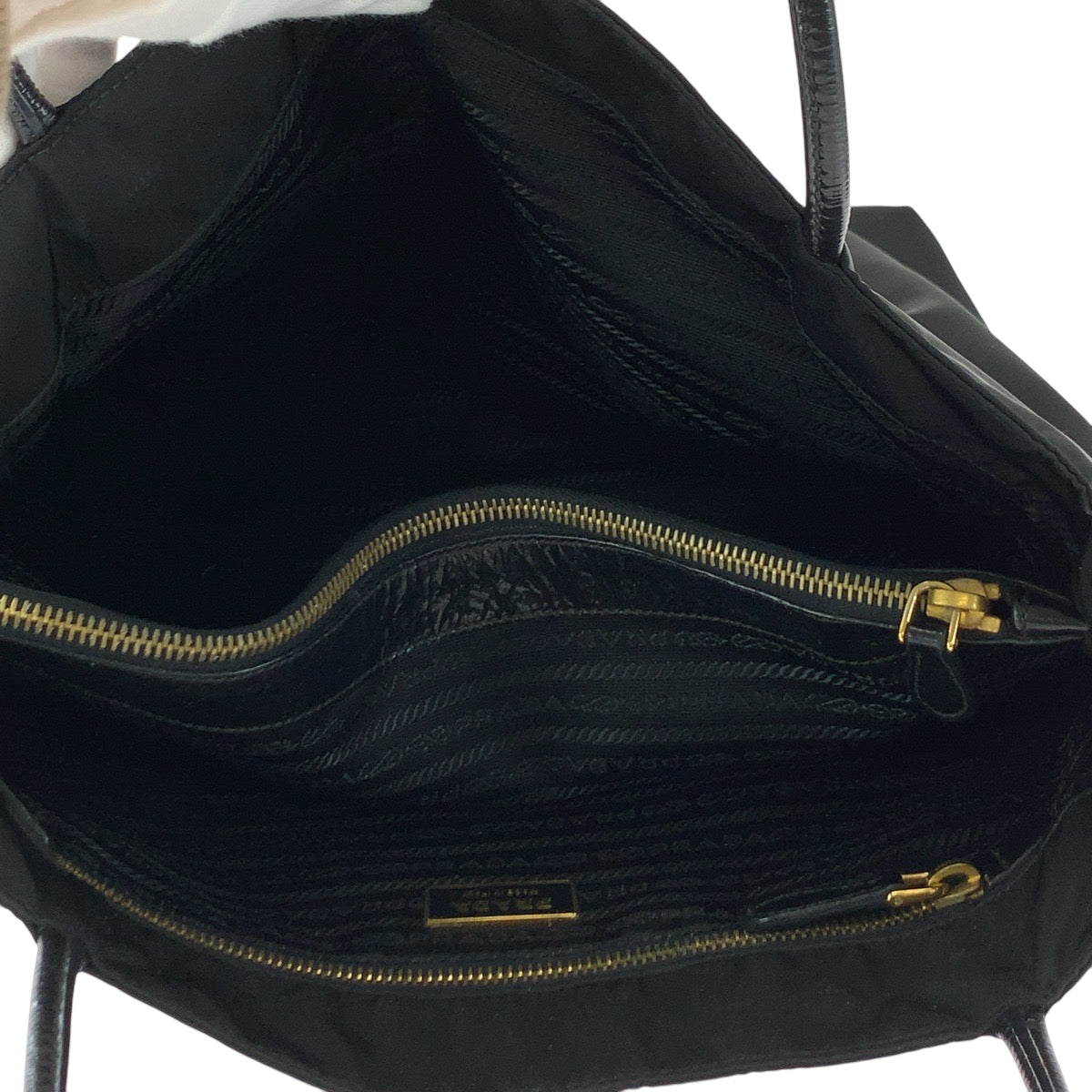17309
PRADA プラダ テスート 三角ロゴプレート ブラック 黒 ゴールド金具 ナイロン BR3854 トートバッグ ショルダーバッグ  レディース A43